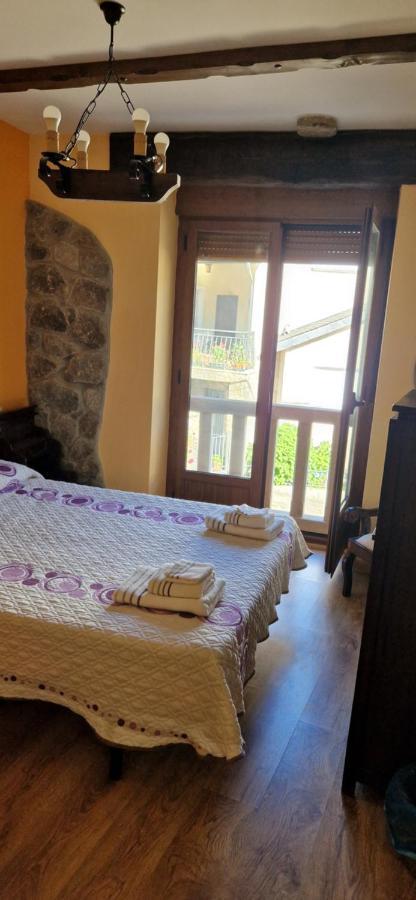 Villa Casa Rustica Cesar Lubián Esterno foto