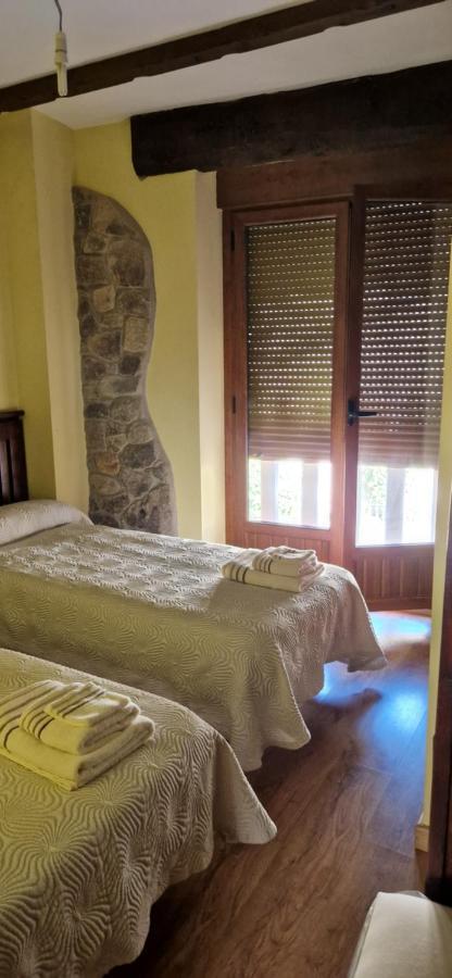 Villa Casa Rustica Cesar Lubián Esterno foto