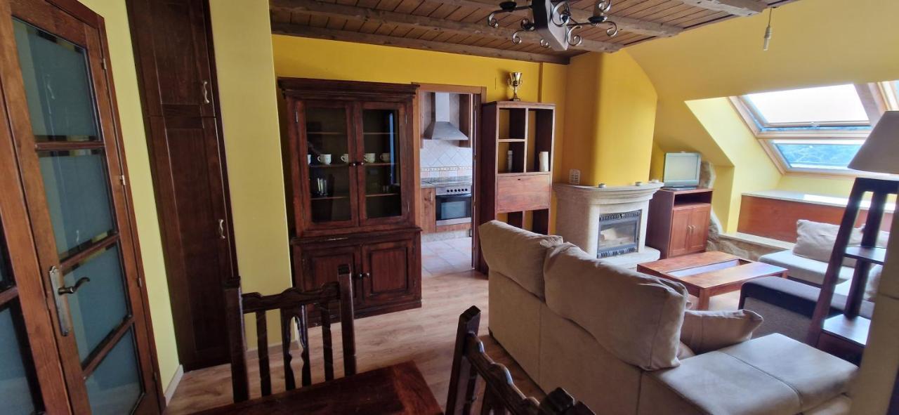 Villa Casa Rustica Cesar Lubián Esterno foto